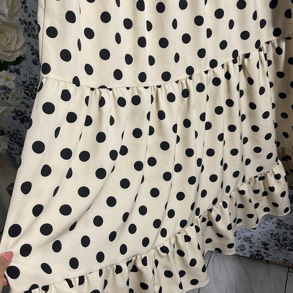 Gyrans Dance Flowers Polka Dot Dress - Picture 6 of 7